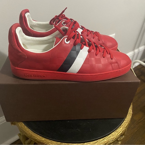 Louis Vuitton men’s sneaker good condition does have a matching belt as well - Picture 4 of 4